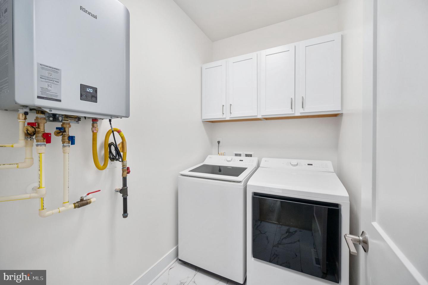 709 GARFIELD AVE, COLONIAL BEACH, Virginia 22443, 4 Bedrooms Bedrooms, 7 Rooms Rooms,2 BathroomsBathrooms,Residential,For sale,709 GARFIELD AVE,VAWE2010608 MLS # VAWE2010608