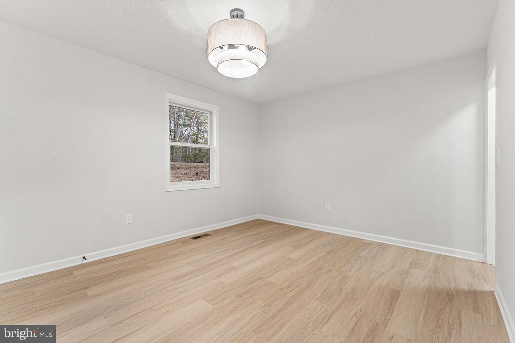 13162 SCOTTS MILL RD, CULPEPER, Virginia 22701, 3 Bedrooms Bedrooms, ,2 BathroomsBathrooms,Residential,For sale,13162 SCOTTS MILL RD,VACU2012854 MLS # VACU2012854