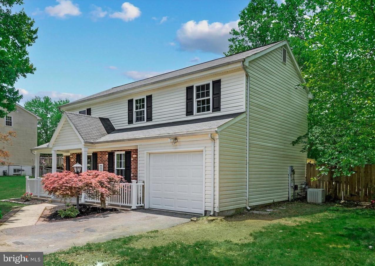 13450 ORANGEWOOD DR, WOODBRIDGE, Virginia 22193, 5 Bedrooms Bedrooms, 13 Rooms Rooms,3 BathroomsBathrooms,Residential,For sale,13450 ORANGEWOOD DR,VAPW2113780 MLS # VAPW2113780