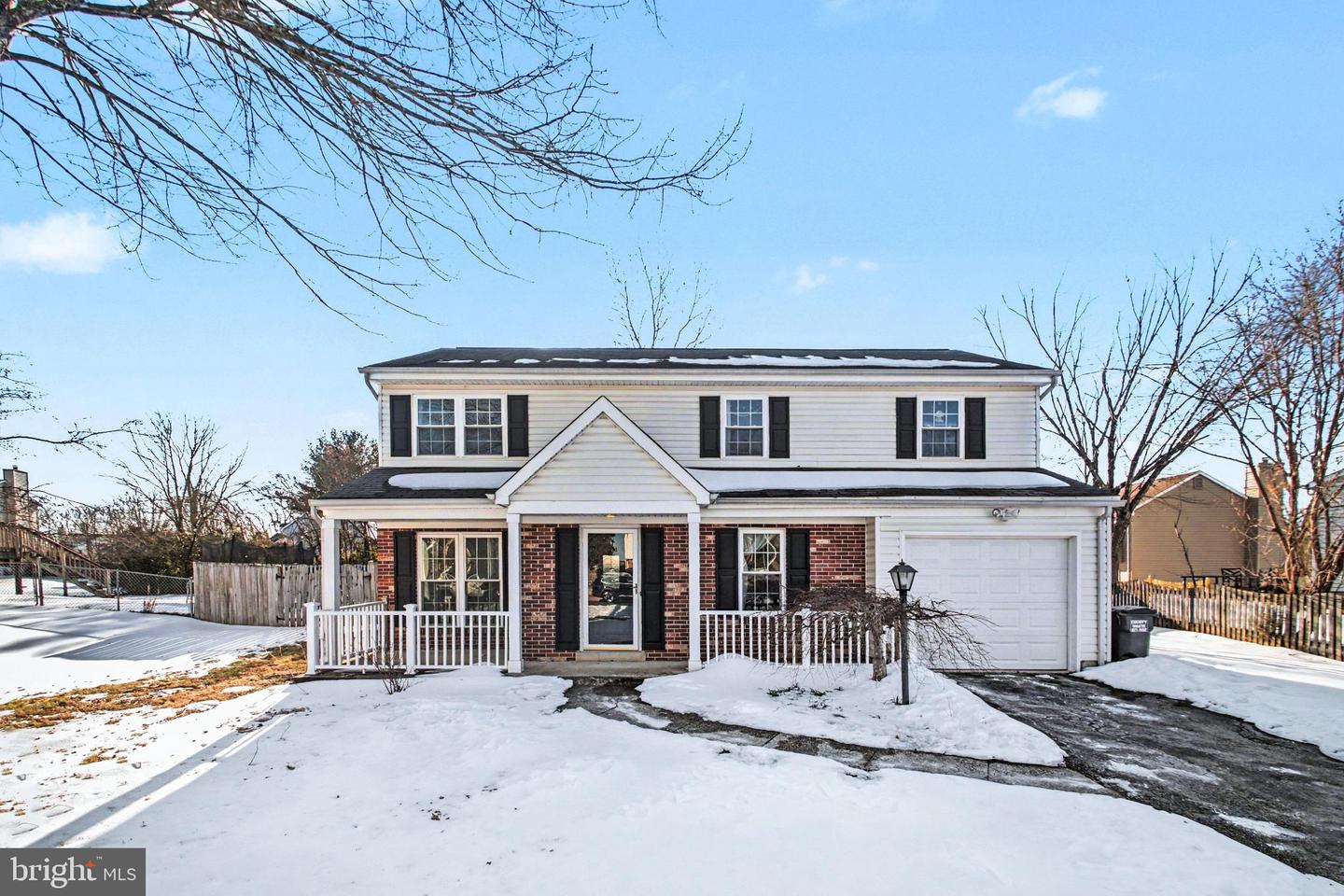 13450 ORANGEWOOD DR, WOODBRIDGE, Virginia 22193, 5 Bedrooms Bedrooms, 13 Rooms Rooms,3 BathroomsBathrooms,Residential,For sale,13450 ORANGEWOOD DR,VAPW2113780 MLS # VAPW2113780