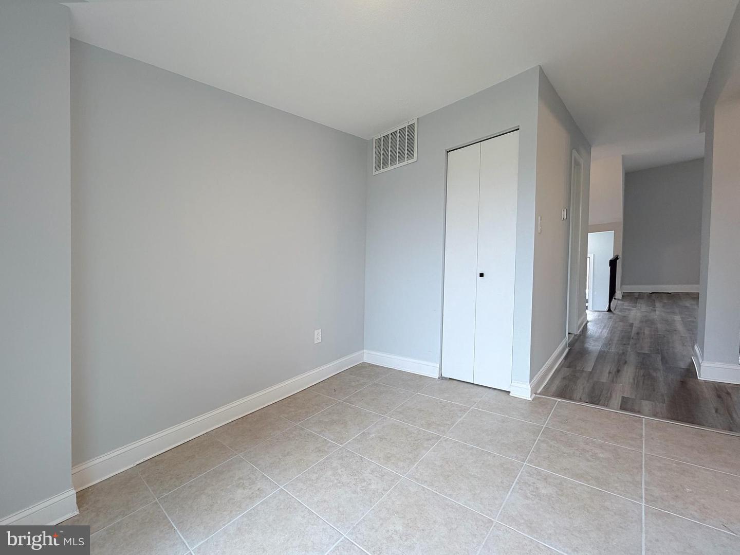 4765 KANDEL CT, ANNANDALE, Virginia 22003, 4 Bedrooms Bedrooms, ,3 BathroomsBathrooms,Residential,For sale,4765 KANDEL CT,VAFX2294242 MLS # VAFX2294242