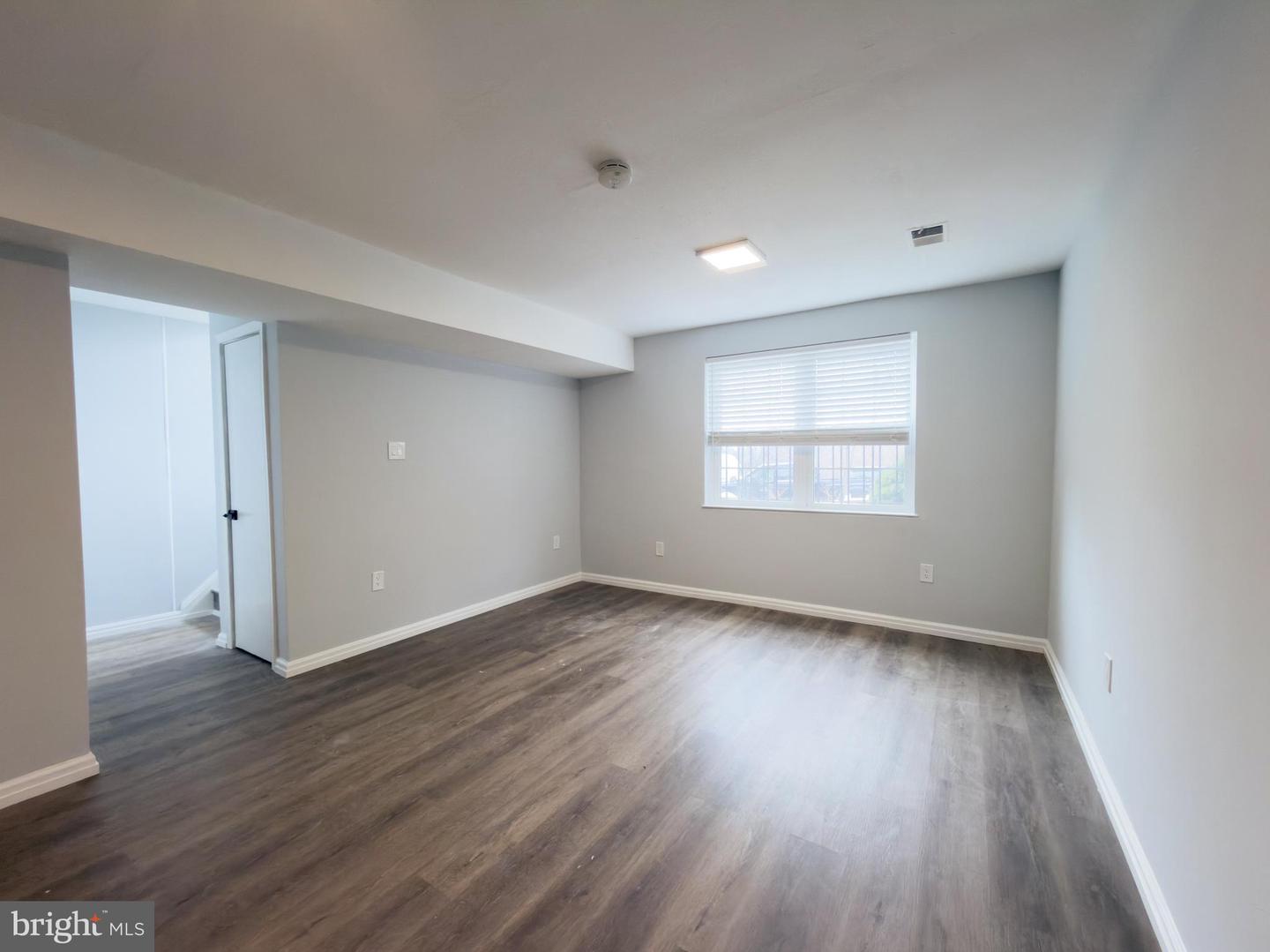 4765 KANDEL CT, ANNANDALE, Virginia 22003, 4 Bedrooms Bedrooms, ,3 BathroomsBathrooms,Residential,For sale,4765 KANDEL CT,VAFX2294242 MLS # VAFX2294242