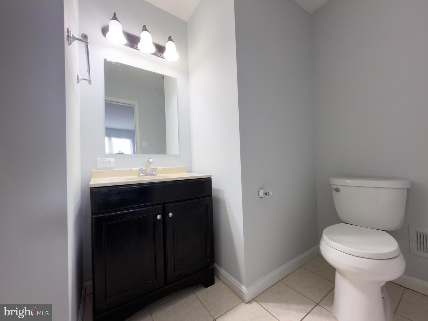 4765 KANDEL CT, ANNANDALE, Virginia 22003, 4 Bedrooms Bedrooms, ,3 BathroomsBathrooms,Residential,For sale,4765 KANDEL CT,VAFX2294242 MLS # VAFX2294242