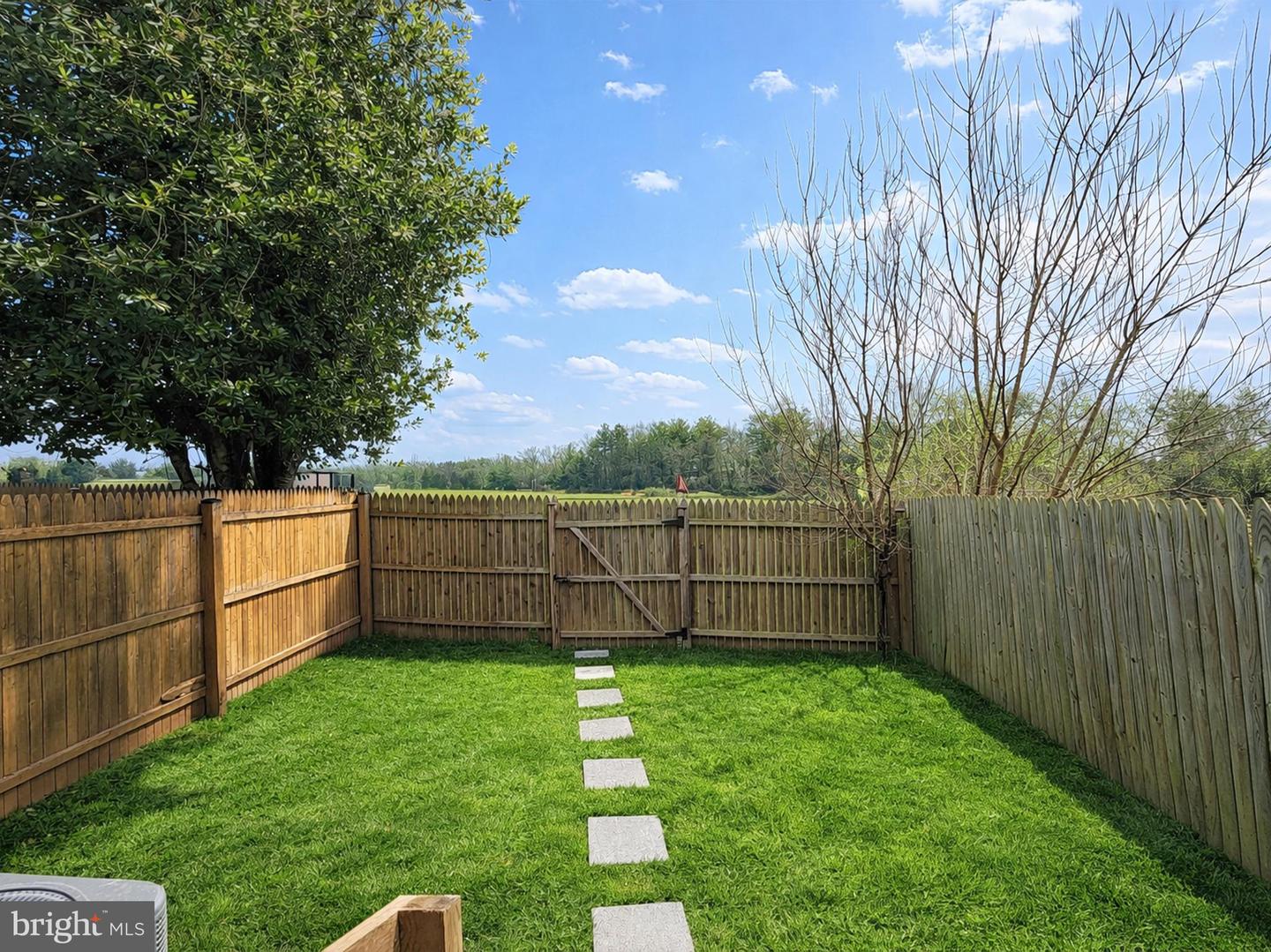 4765 KANDEL CT, ANNANDALE, Virginia 22003, 4 Bedrooms Bedrooms, ,3 BathroomsBathrooms,Residential,For sale,4765 KANDEL CT,VAFX2294242 MLS # VAFX2294242