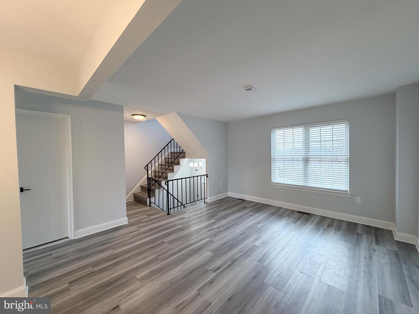 4765 KANDEL CT, ANNANDALE, Virginia 22003, 4 Bedrooms Bedrooms, ,3 BathroomsBathrooms,Residential,For sale,4765 KANDEL CT,VAFX2294242 MLS # VAFX2294242