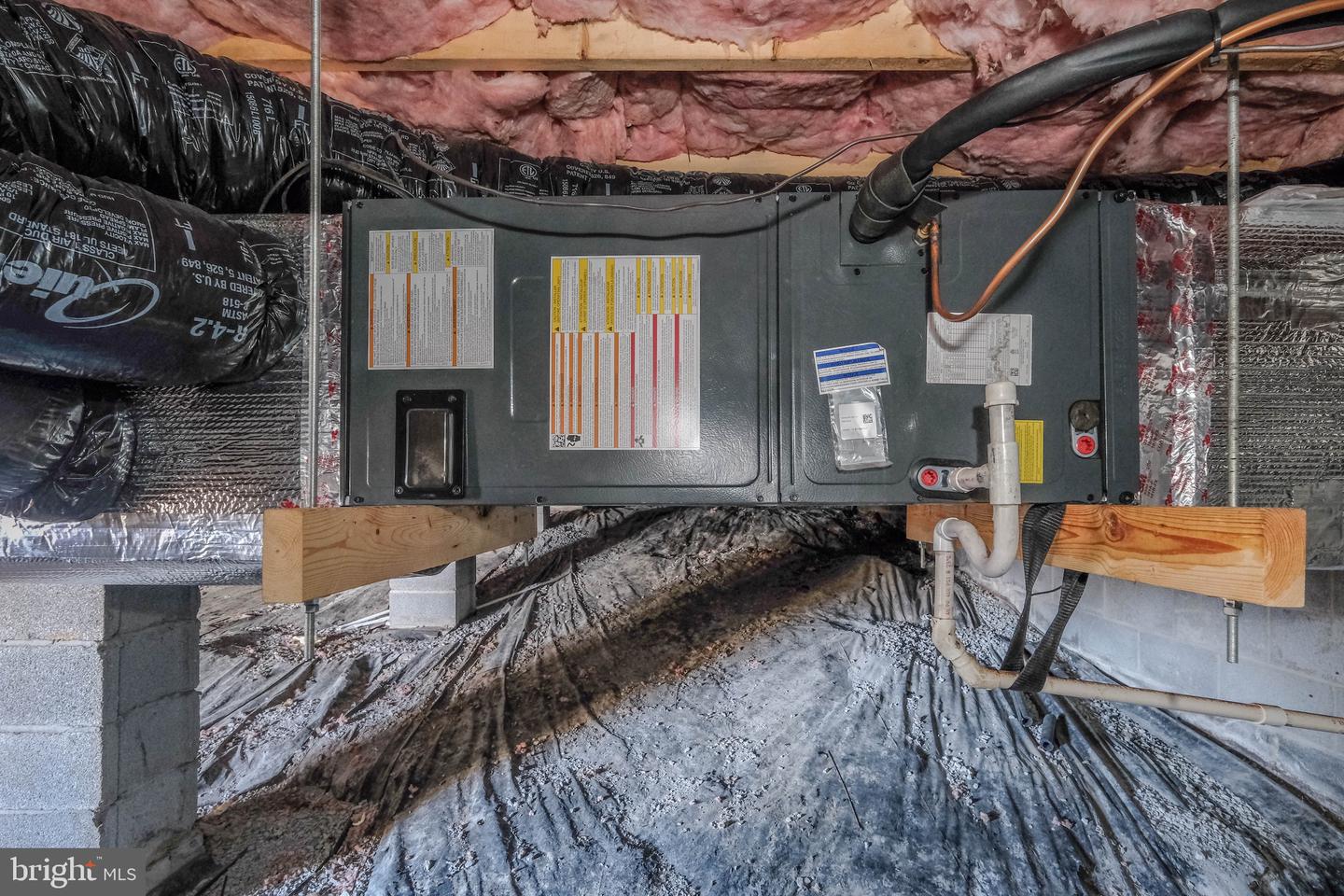 59 ALPINE DR, FRONT ROYAL, Virginia 22630, 2 Bedrooms Bedrooms, ,1 BathroomBathrooms,Residential,For sale,59 ALPINE DR,VAWR2013592 MLS # VAWR2013592