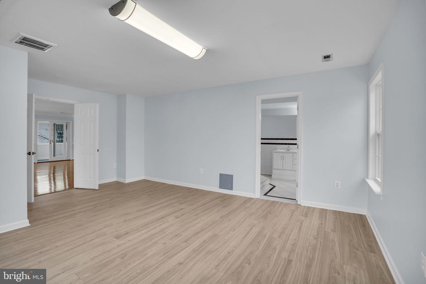 7839 HERITAGE DR, ANNANDALE, Virginia 22003, 6 Bedrooms Bedrooms, ,6 BathroomsBathrooms,Residential,For sale,7839 HERITAGE DR,VAFX2294298 MLS # VAFX2294298