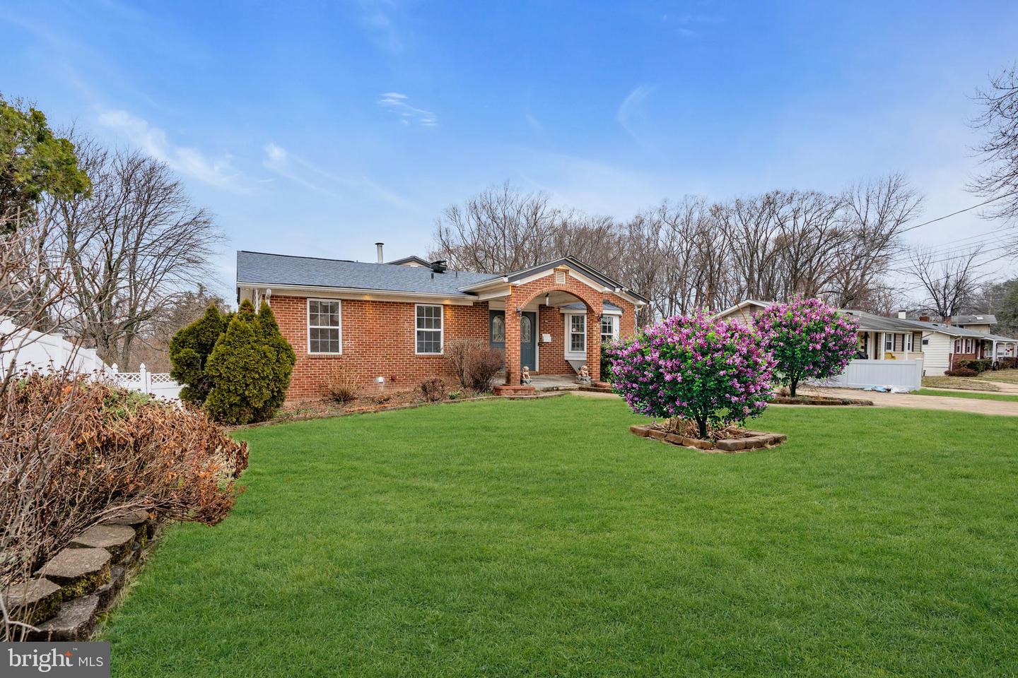 7839 HERITAGE DR, ANNANDALE, Virginia 22003, 6 Bedrooms Bedrooms, ,6 BathroomsBathrooms,Residential,For sale,7839 HERITAGE DR,VAFX2294298 MLS # VAFX2294298