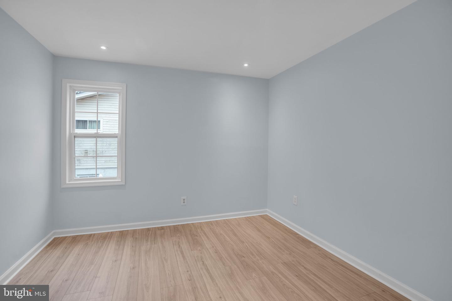 7839 HERITAGE DR, ANNANDALE, Virginia 22003, 6 Bedrooms Bedrooms, ,6 BathroomsBathrooms,Residential,For sale,7839 HERITAGE DR,VAFX2294298 MLS # VAFX2294298