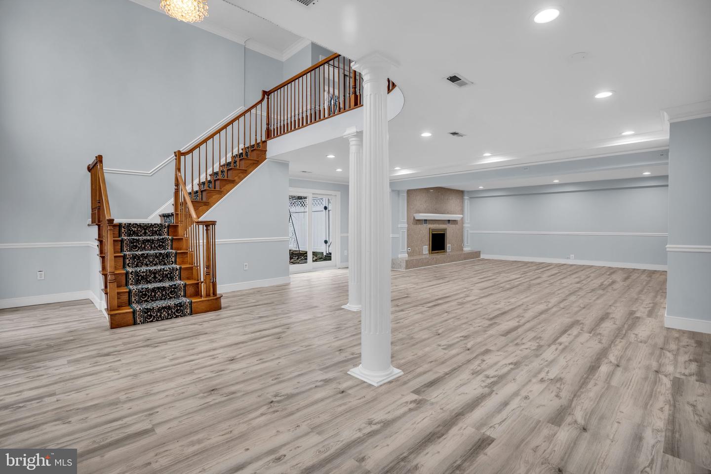 7839 HERITAGE DR, ANNANDALE, Virginia 22003, 6 Bedrooms Bedrooms, ,6 BathroomsBathrooms,Residential,For sale,7839 HERITAGE DR,VAFX2294298 MLS # VAFX2294298