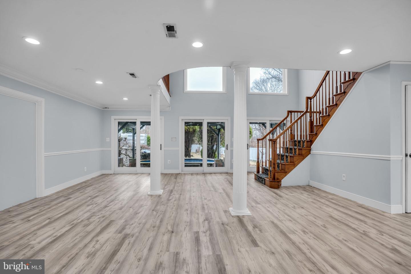 7839 HERITAGE DR, ANNANDALE, Virginia 22003, 6 Bedrooms Bedrooms, ,6 BathroomsBathrooms,Residential,For sale,7839 HERITAGE DR,VAFX2294298 MLS # VAFX2294298