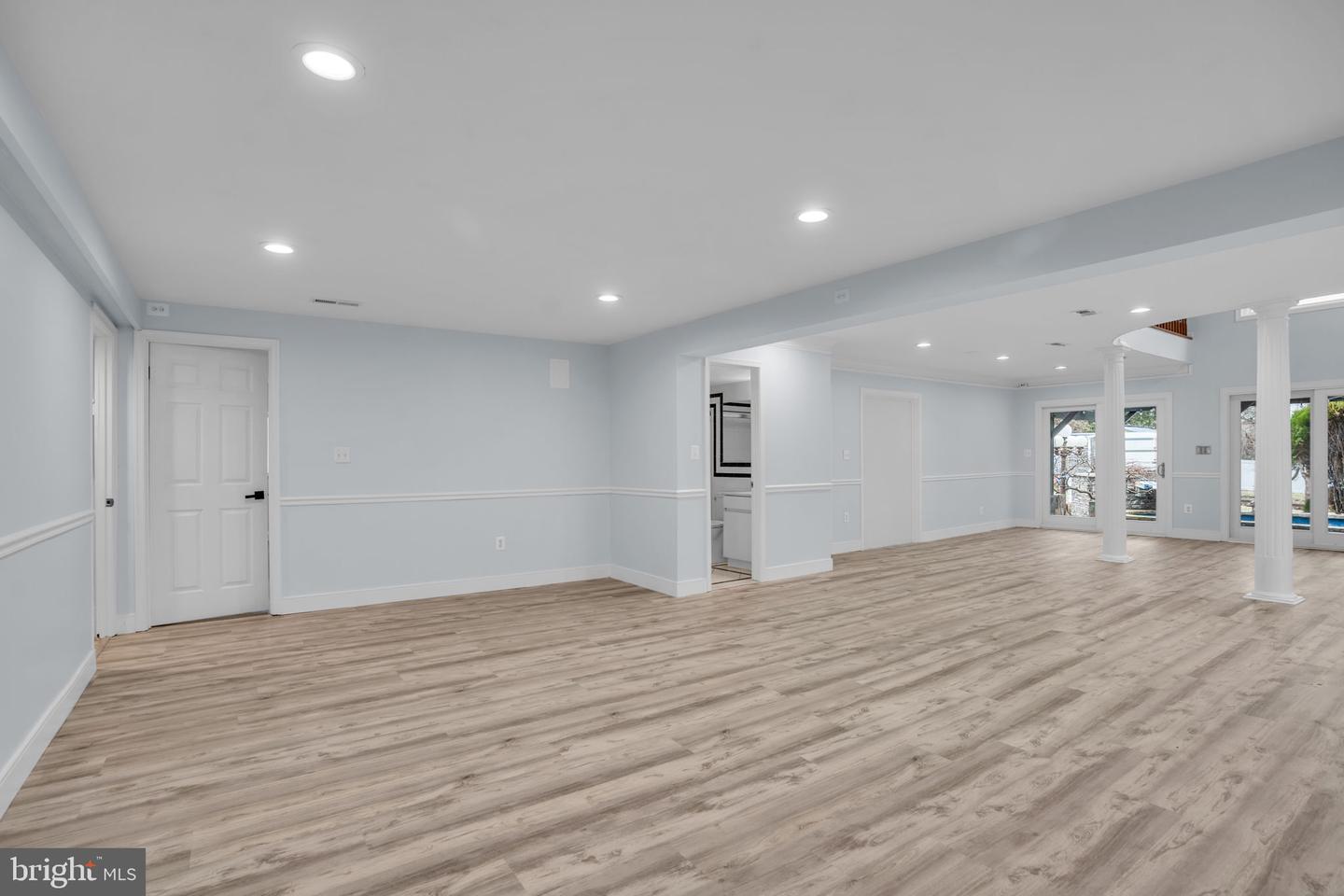 7839 HERITAGE DR, ANNANDALE, Virginia 22003, 6 Bedrooms Bedrooms, ,6 BathroomsBathrooms,Residential,For sale,7839 HERITAGE DR,VAFX2294298 MLS # VAFX2294298