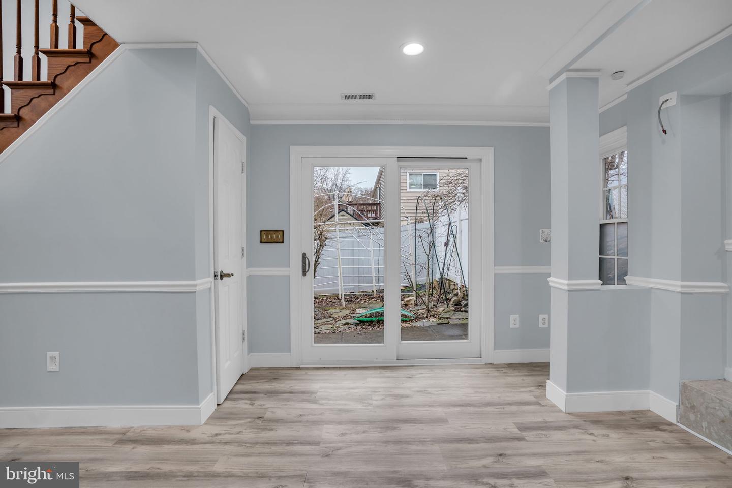 7839 HERITAGE DR, ANNANDALE, Virginia 22003, 6 Bedrooms Bedrooms, ,6 BathroomsBathrooms,Residential,For sale,7839 HERITAGE DR,VAFX2294298 MLS # VAFX2294298