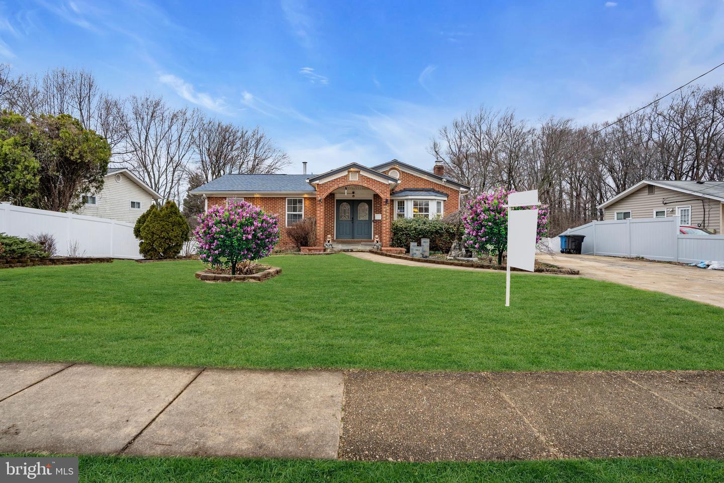 7839 HERITAGE DR, ANNANDALE, Virginia 22003, 6 Bedrooms Bedrooms, ,6 BathroomsBathrooms,Residential,For sale,7839 HERITAGE DR,VAFX2294298 MLS # VAFX2294298