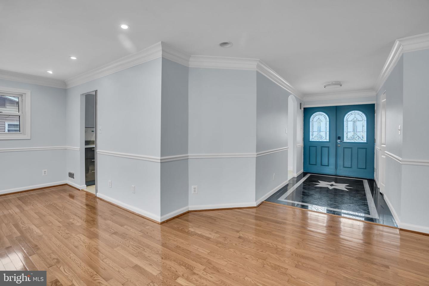 7839 HERITAGE DR, ANNANDALE, Virginia 22003, 6 Bedrooms Bedrooms, ,6 BathroomsBathrooms,Residential,For sale,7839 HERITAGE DR,VAFX2294298 MLS # VAFX2294298