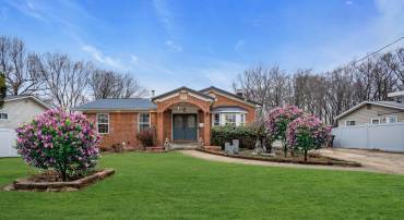 7839 HERITAGE DR, ANNANDALE, Virginia 22003, 6 Bedrooms Bedrooms, ,6 BathroomsBathrooms,Residential,For sale,7839 HERITAGE DR,VAFX2294298 MLS # VAFX2294298