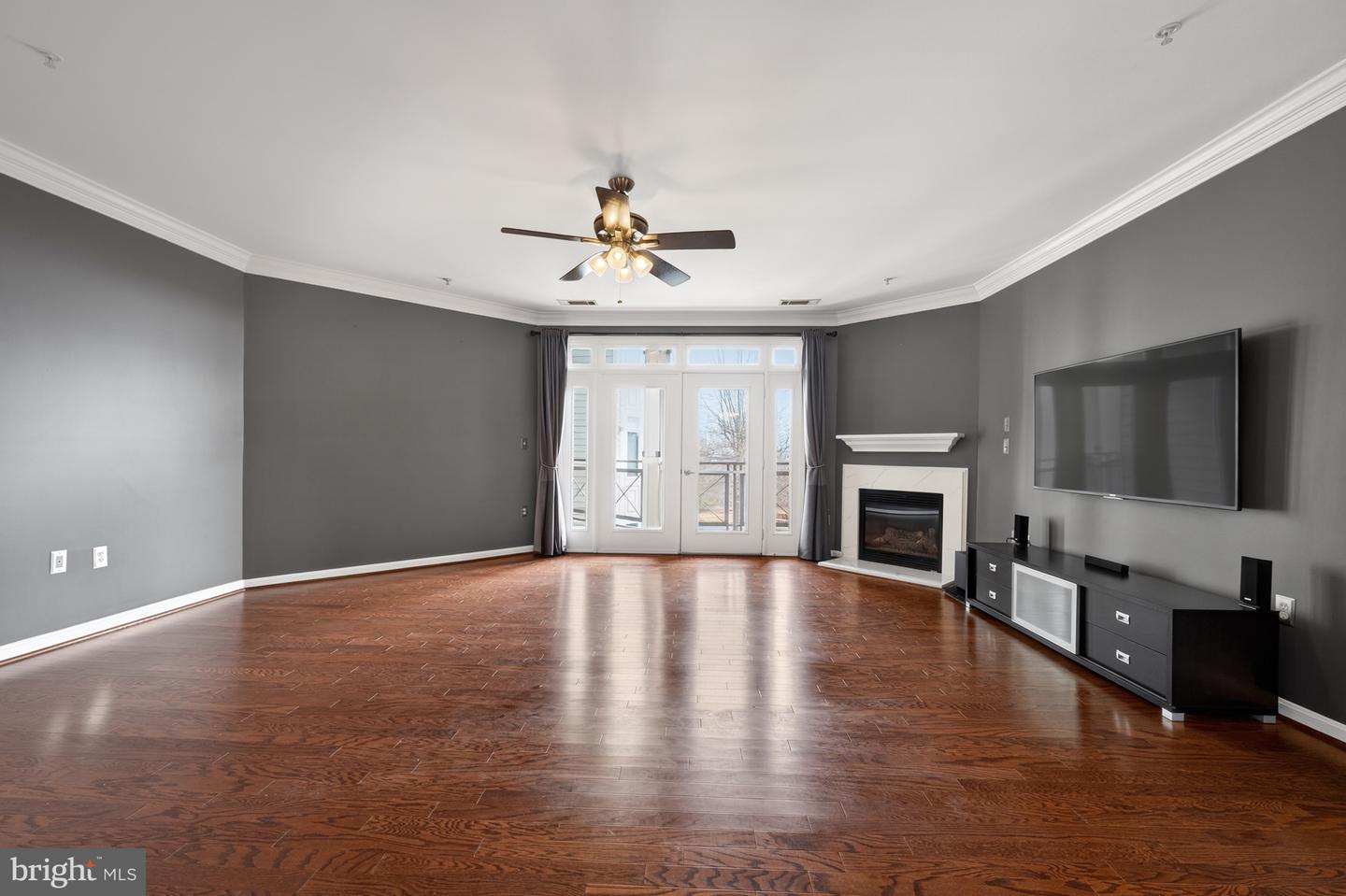 1621 LADUE CT #207, WOODBRIDGE, Virginia 22191, 2 Bedrooms Bedrooms, ,2 BathroomsBathrooms,Residential,For sale,1621 LADUE CT #207,VAPW2113816 MLS # VAPW2113816