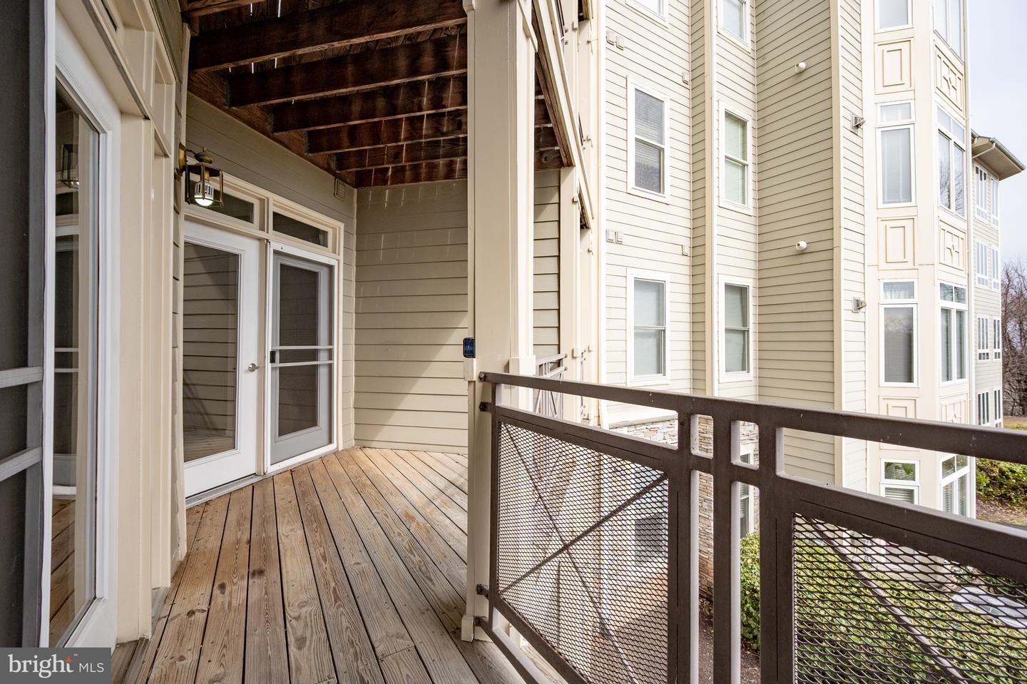 1621 LADUE CT #207, WOODBRIDGE, Virginia 22191, 2 Bedrooms Bedrooms, ,2 BathroomsBathrooms,Residential,For sale,1621 LADUE CT #207,VAPW2113816 MLS # VAPW2113816