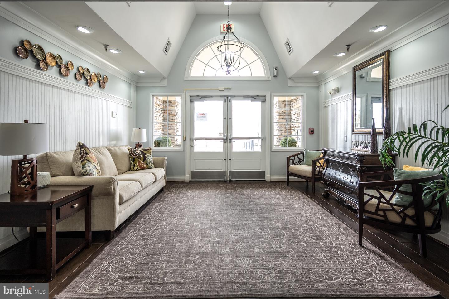 1621 LADUE CT #207, WOODBRIDGE, Virginia 22191, 2 Bedrooms Bedrooms, ,2 BathroomsBathrooms,Residential,For sale,1621 LADUE CT #207,VAPW2113816 MLS # VAPW2113816