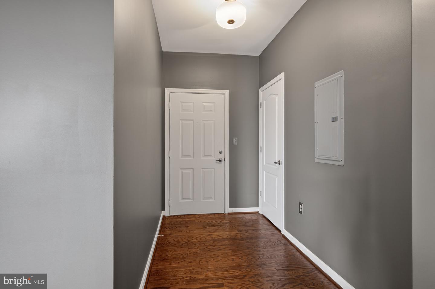 1621 LADUE CT #207, WOODBRIDGE, Virginia 22191, 2 Bedrooms Bedrooms, ,2 BathroomsBathrooms,Residential,For sale,1621 LADUE CT #207,VAPW2113816 MLS # VAPW2113816