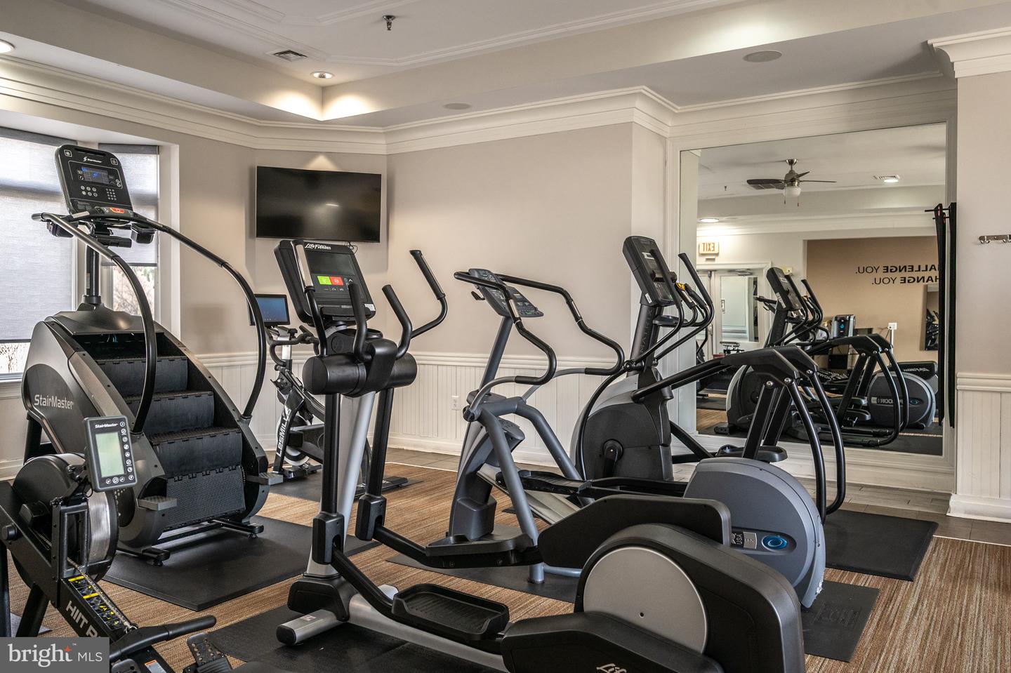 1621 LADUE CT #207, WOODBRIDGE, Virginia 22191, 2 Bedrooms Bedrooms, ,2 BathroomsBathrooms,Residential,For sale,1621 LADUE CT #207,VAPW2113816 MLS # VAPW2113816