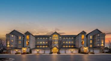 1621 LADUE CT #207, WOODBRIDGE, Virginia 22191, 2 Bedrooms Bedrooms, ,2 BathroomsBathrooms,Residential,For sale,1621 LADUE CT #207,VAPW2113816 MLS # VAPW2113816