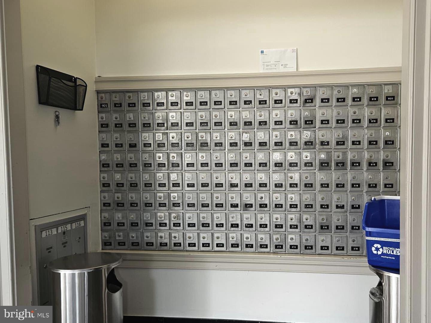 6641 WAKEFIELD DR #712, ALEXANDRIA, Virginia 22307, 1 Bedroom Bedrooms, ,1 BathroomBathrooms,Residential,For sale,6641 WAKEFIELD DR #712,VAFX2294328 MLS # VAFX2294328