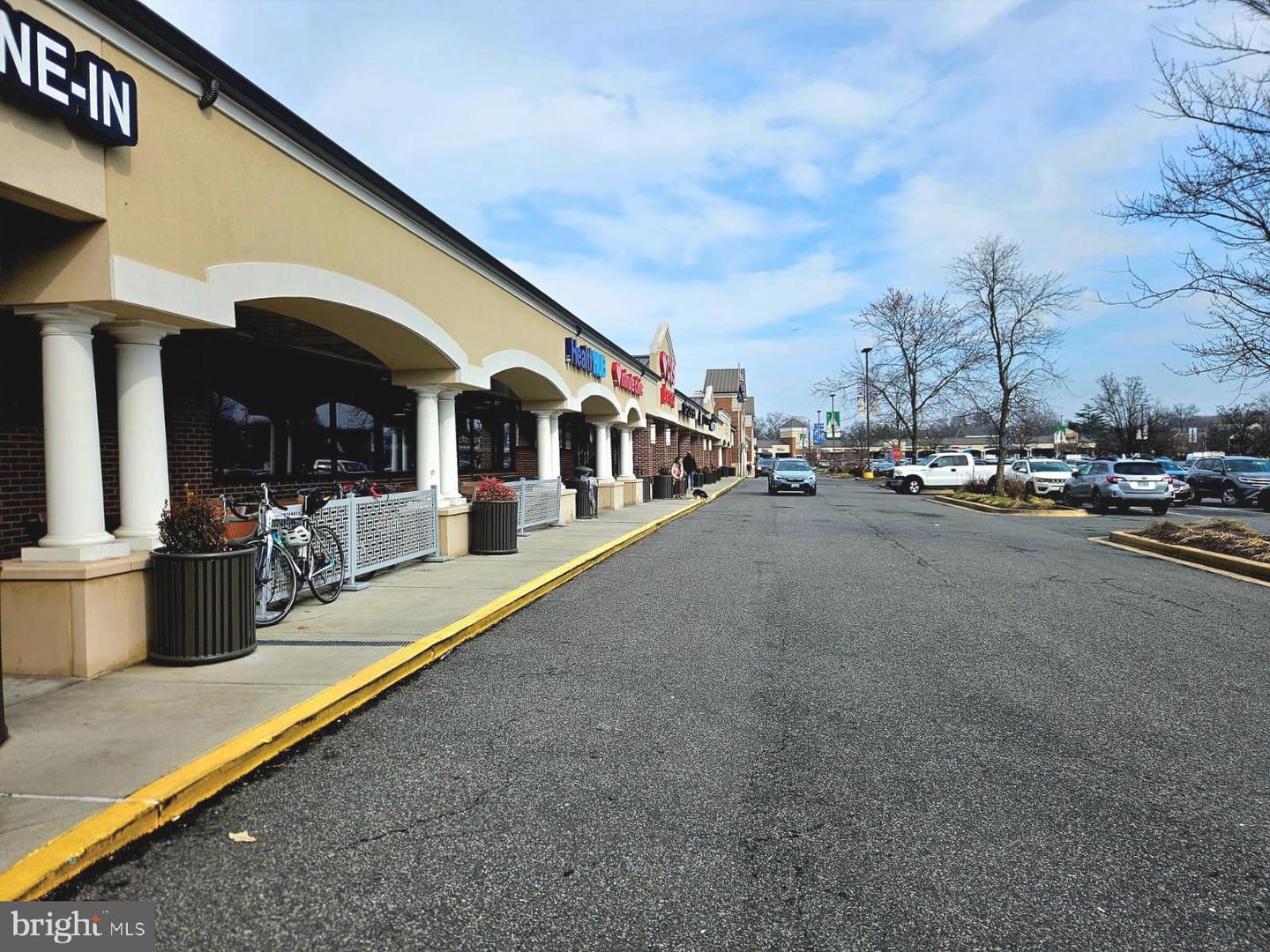 6641 WAKEFIELD DR #712, ALEXANDRIA, Virginia 22307, 1 Bedroom Bedrooms, ,1 BathroomBathrooms,Residential,For sale,6641 WAKEFIELD DR #712,VAFX2294328 MLS # VAFX2294328