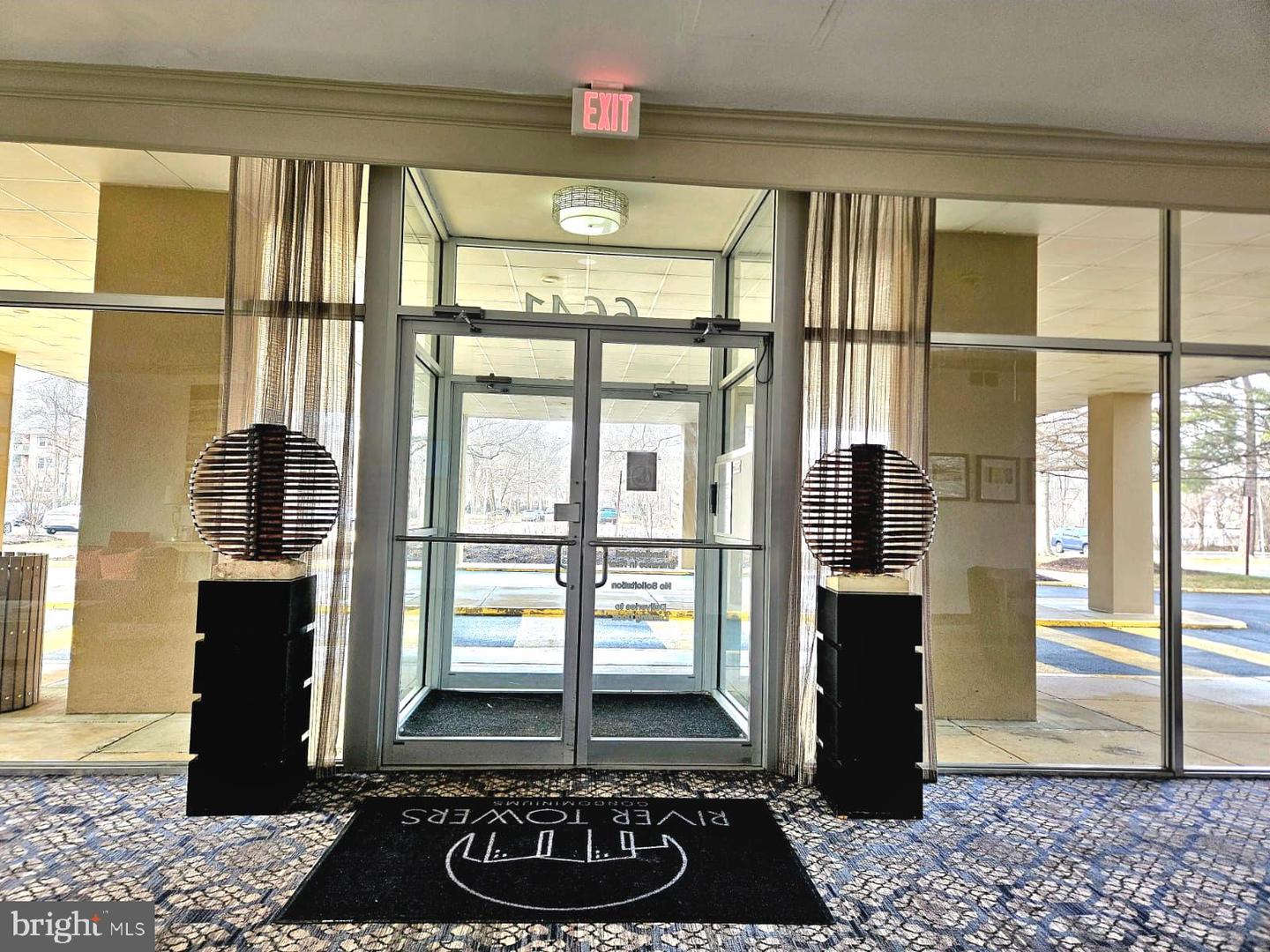 6641 WAKEFIELD DR #712, ALEXANDRIA, Virginia 22307, 1 Bedroom Bedrooms, ,1 BathroomBathrooms,Residential,For sale,6641 WAKEFIELD DR #712,VAFX2294328 MLS # VAFX2294328