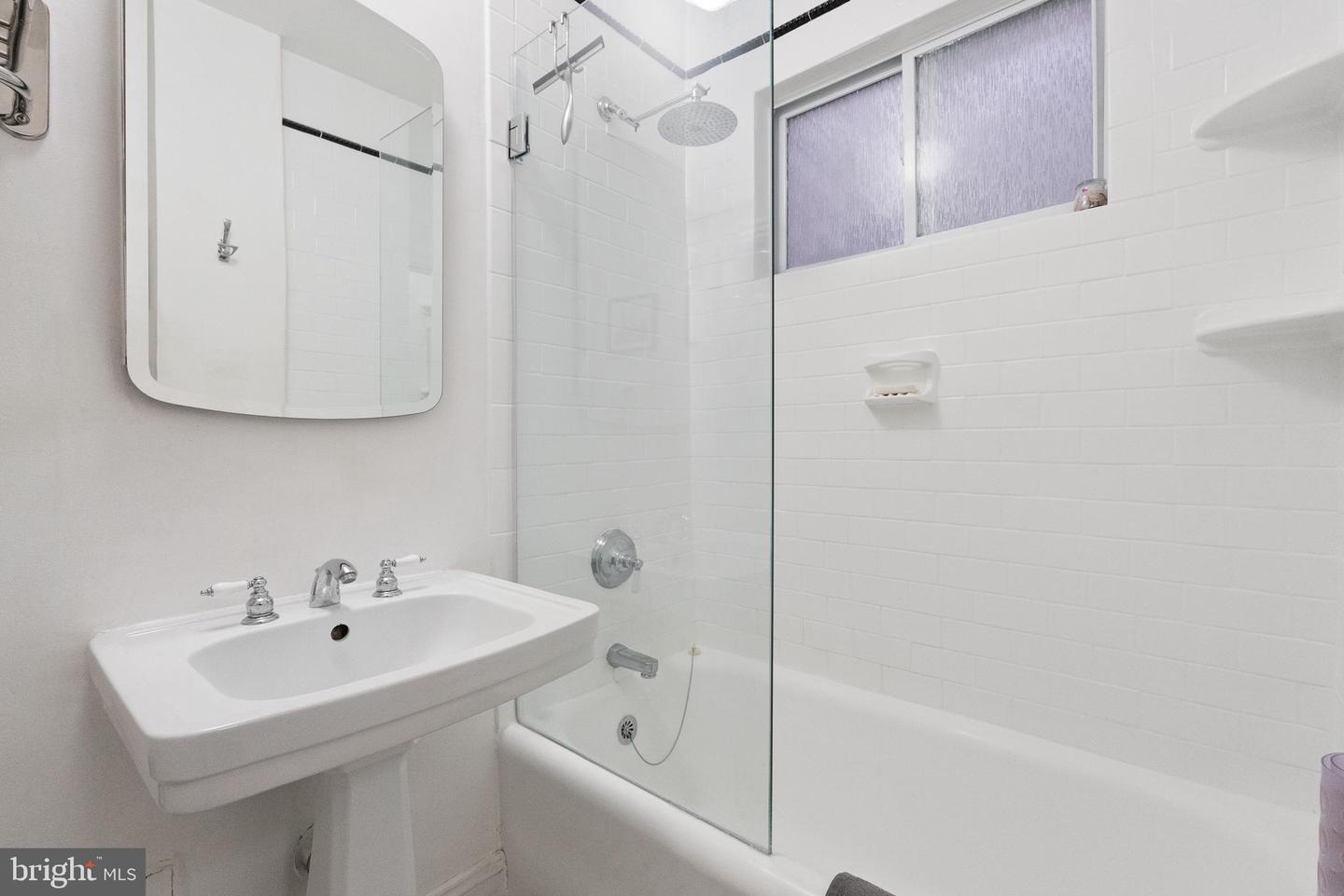4514 CONNECTICUT AVE NW #505, WASHINGTON, District Of Columbia 20008, 1 Bedroom Bedrooms, 6 Rooms Rooms,1 BathroomBathrooms,Residential,For sale,4514 CONNECTICUT AVE NW #505,DCDC2249152 MLS # DCDC2249152
