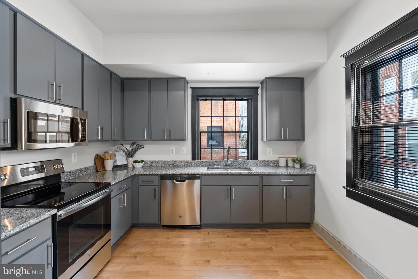 9071 POWER HOUSE RD #103, LORTON, Virginia 22079, 2 Bedrooms Bedrooms, 8 Rooms Rooms,2 BathroomsBathrooms,Residential,For sale,9071 POWER HOUSE RD #103,VAFX2294346 MLS # VAFX2294346