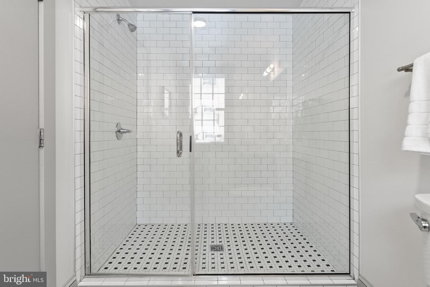 9071 POWER HOUSE RD #103, LORTON, Virginia 22079, 2 Bedrooms Bedrooms, 8 Rooms Rooms,2 BathroomsBathrooms,Residential,For sale,9071 POWER HOUSE RD #103,VAFX2294346 MLS # VAFX2294346