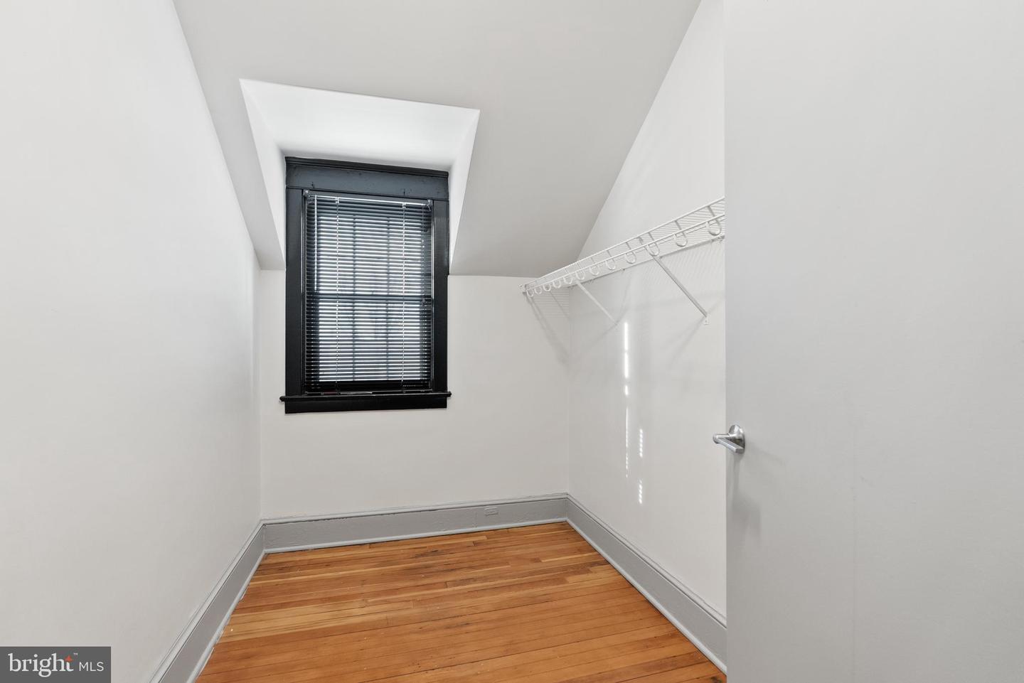 9071 POWER HOUSE RD #103, LORTON, Virginia 22079, 2 Bedrooms Bedrooms, 8 Rooms Rooms,2 BathroomsBathrooms,Residential,For sale,9071 POWER HOUSE RD #103,VAFX2294346 MLS # VAFX2294346