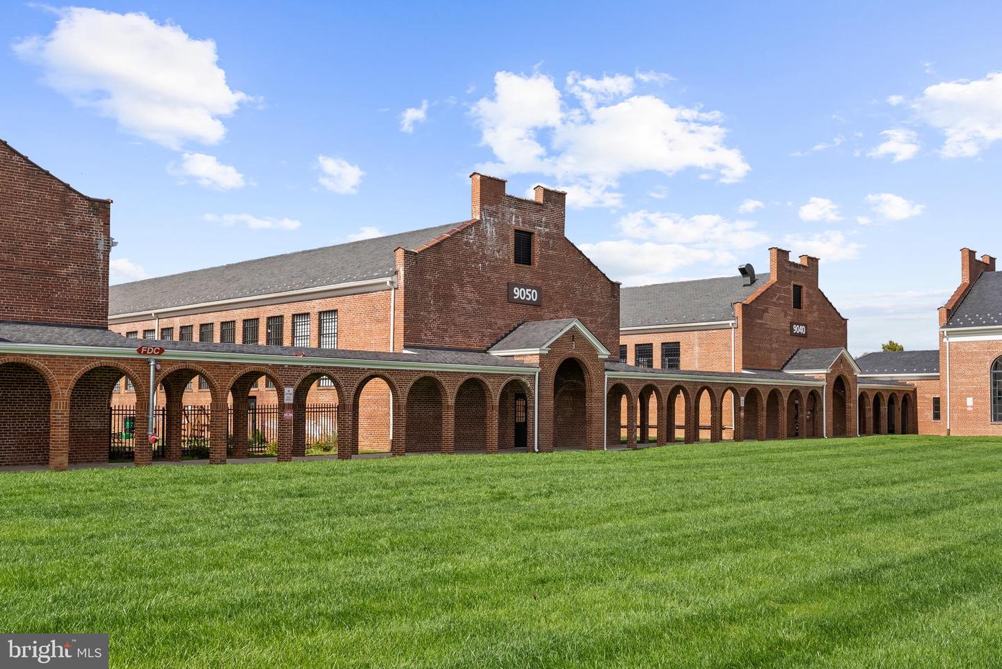 9071 POWER HOUSE RD #103, LORTON, Virginia 22079, 2 Bedrooms Bedrooms, 8 Rooms Rooms,2 BathroomsBathrooms,Residential,For sale,9071 POWER HOUSE RD #103,VAFX2294346 MLS # VAFX2294346