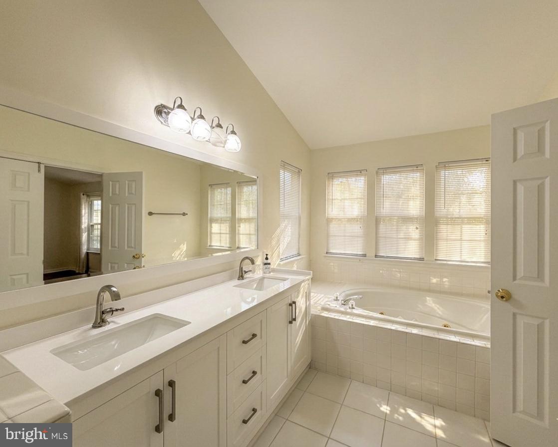 12301 FIELDBROOK PL, FAIRFAX, Virginia 22033, 3 Bedrooms Bedrooms, ,3 BathroomsBathrooms,Residential,For sale,12301 FIELDBROOK PL,VAFX2294354 MLS # VAFX2294354