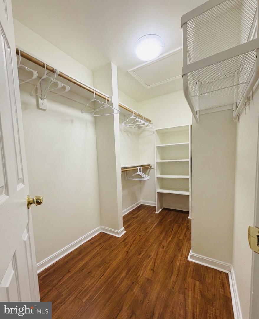 12301 FIELDBROOK PL, FAIRFAX, Virginia 22033, 3 Bedrooms Bedrooms, ,3 BathroomsBathrooms,Residential,For sale,12301 FIELDBROOK PL,VAFX2294354 MLS # VAFX2294354