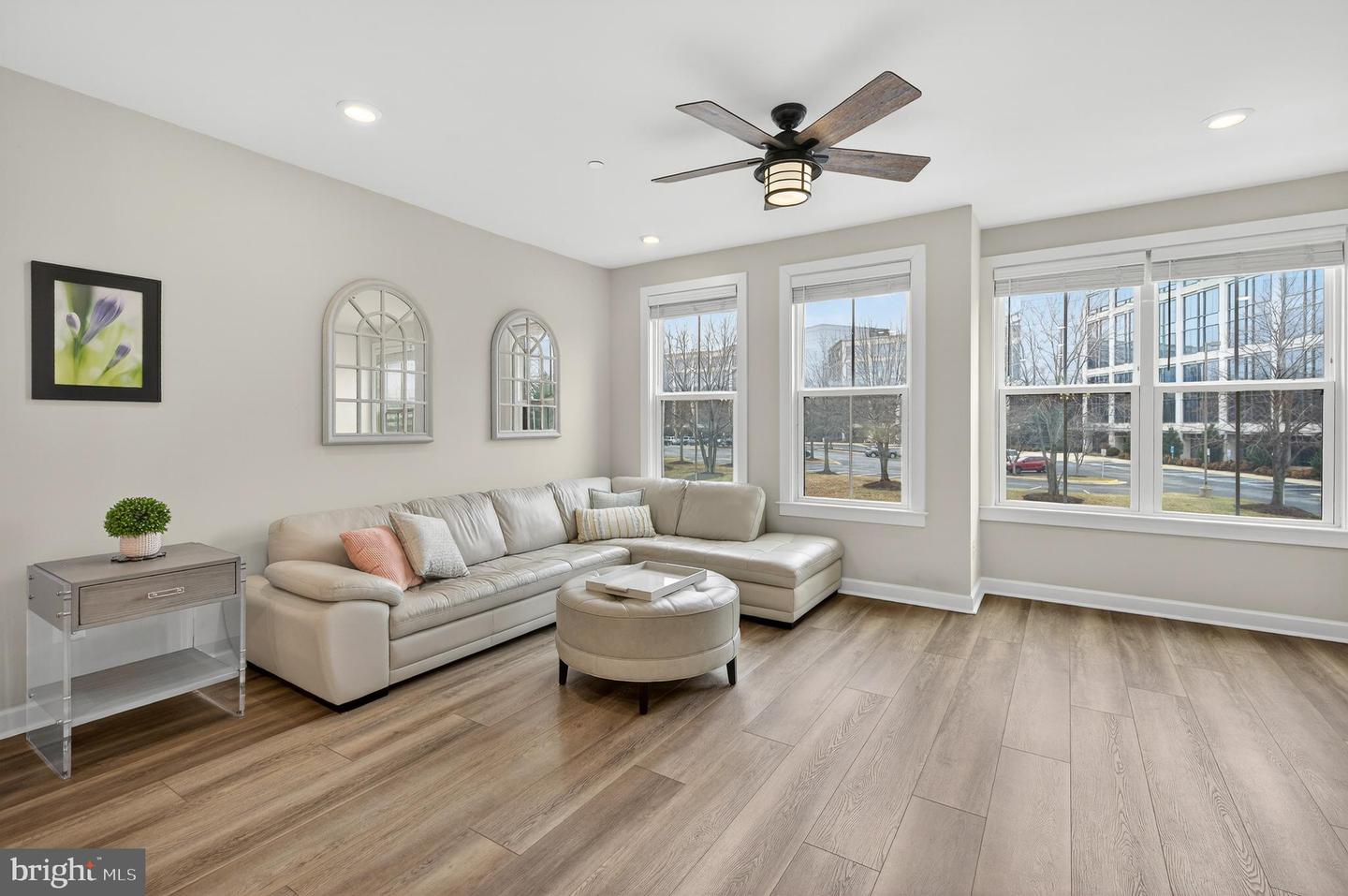 13010 HATTONTOWN SQ, HERNDON, Virginia 20171, 3 Bedrooms Bedrooms, ,3 BathroomsBathrooms,Residential,For sale,13010 HATTONTOWN SQ,VAFX2294356 MLS # VAFX2294356