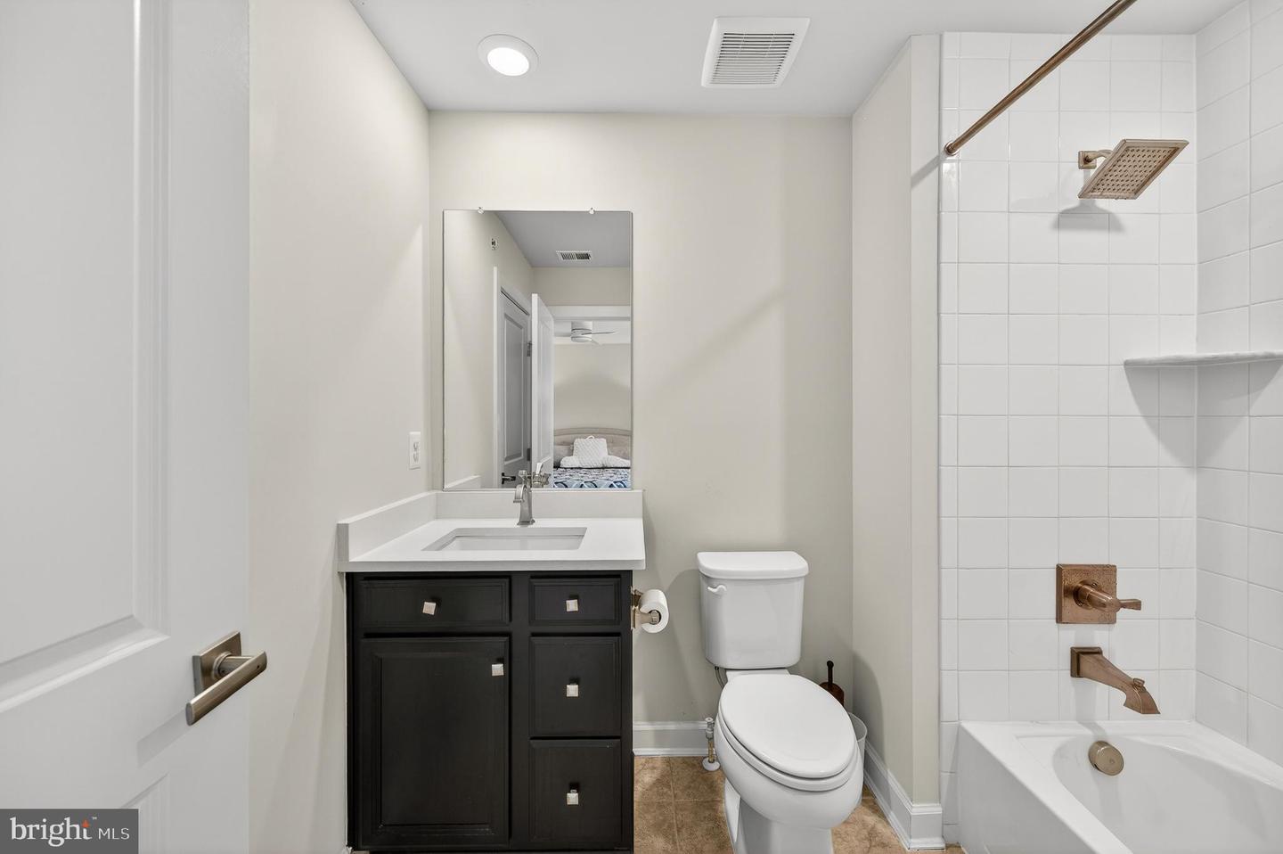 13010 HATTONTOWN SQ, HERNDON, Virginia 20171, 3 Bedrooms Bedrooms, ,3 BathroomsBathrooms,Residential,For sale,13010 HATTONTOWN SQ,VAFX2294356 MLS # VAFX2294356