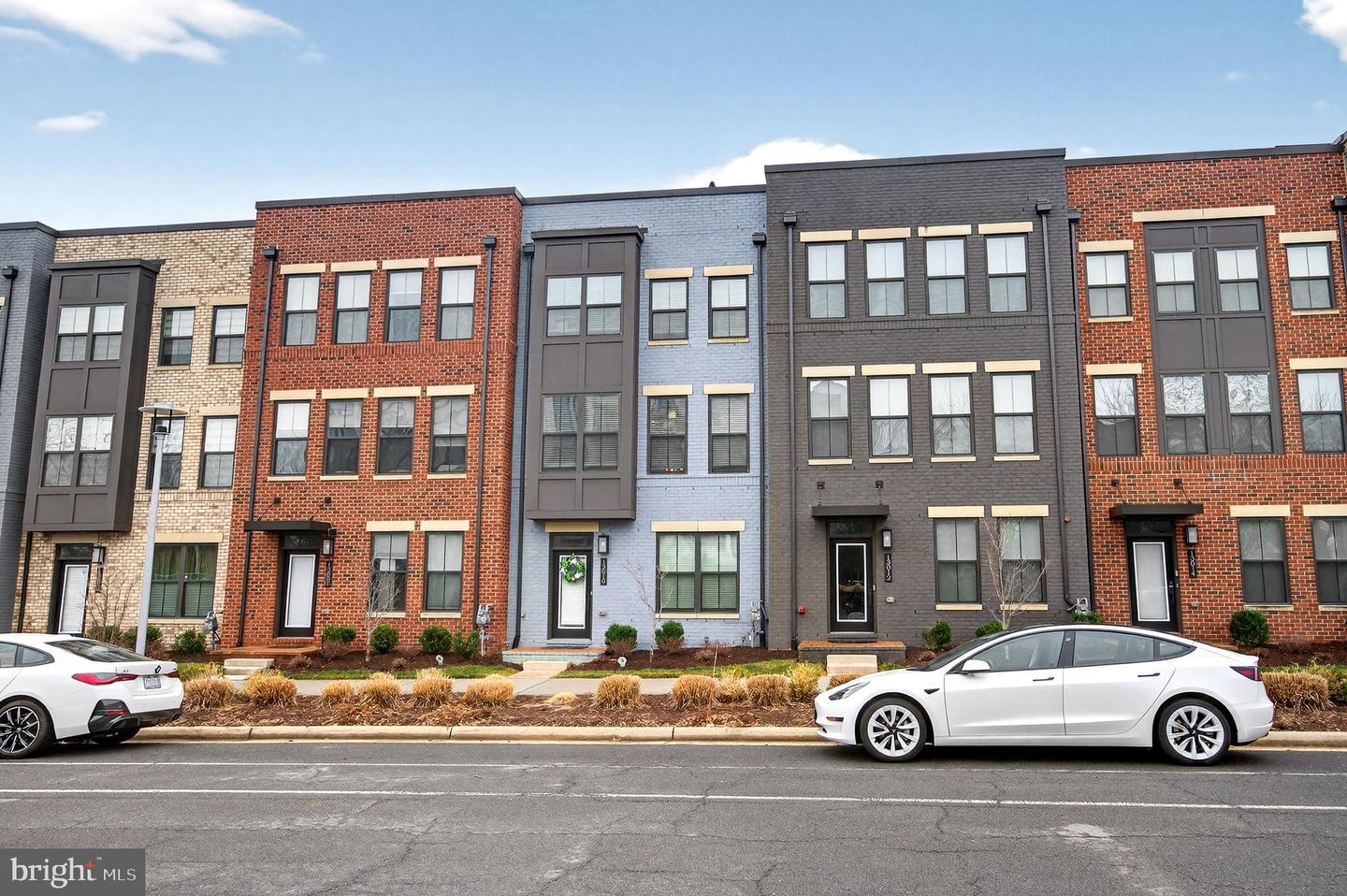 13010 HATTONTOWN SQ, HERNDON, Virginia 20171, 3 Bedrooms Bedrooms, ,3 BathroomsBathrooms,Residential,For sale,13010 HATTONTOWN SQ,VAFX2294356 MLS # VAFX2294356