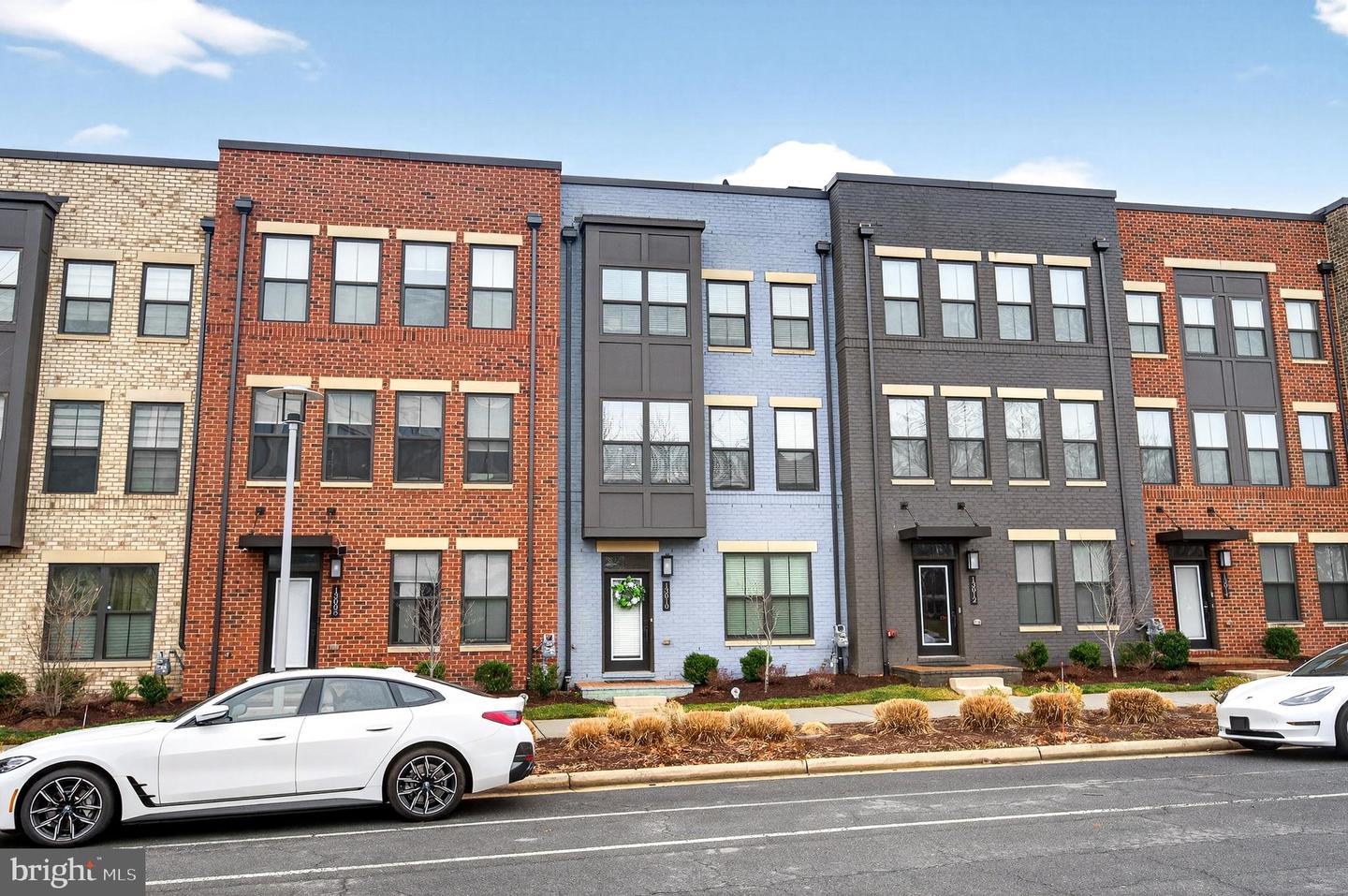 13010 HATTONTOWN SQ, HERNDON, Virginia 20171, 3 Bedrooms Bedrooms, ,3 BathroomsBathrooms,Residential,For sale,13010 HATTONTOWN SQ,VAFX2294356 MLS # VAFX2294356