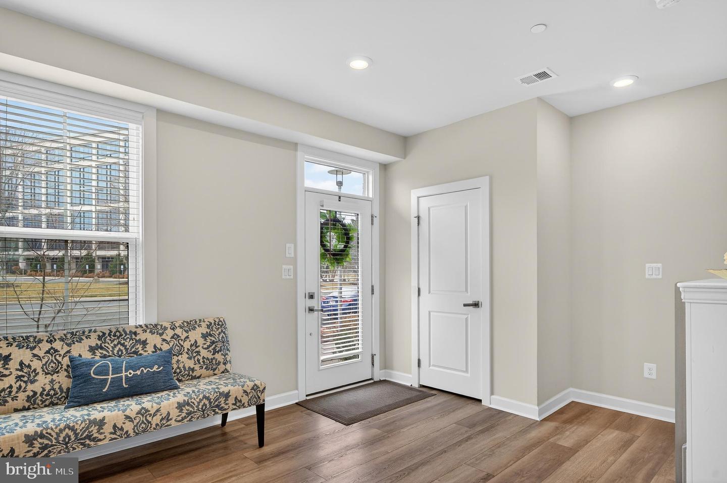 13010 HATTONTOWN SQ, HERNDON, Virginia 20171, 3 Bedrooms Bedrooms, ,3 BathroomsBathrooms,Residential,For sale,13010 HATTONTOWN SQ,VAFX2294356 MLS # VAFX2294356