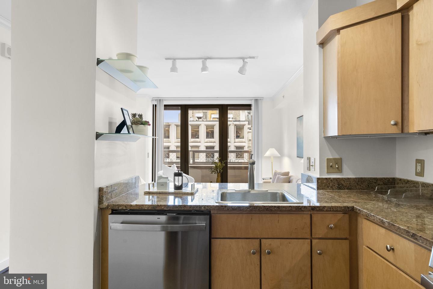 631 D ST NW #1129, WASHINGTON, District Of Columbia 20004, 1 Bedroom Bedrooms, 2 Rooms Rooms,1 BathroomBathrooms,Residential,For sale,631 D ST NW #1129,DCDC2249256 MLS # DCDC2249256