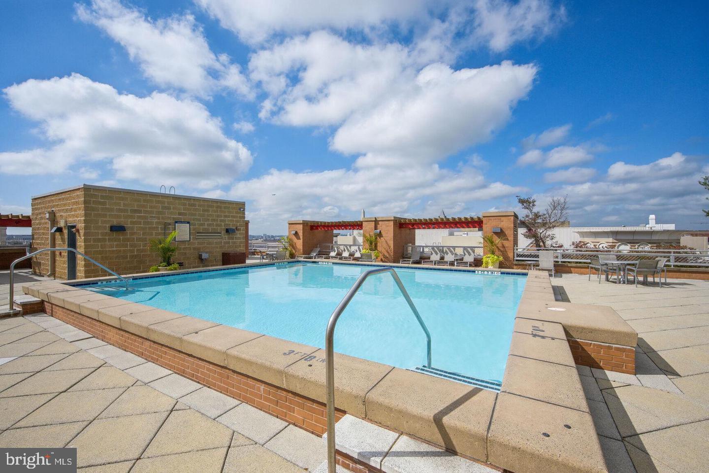 631 D ST NW #1129, WASHINGTON, District Of Columbia 20004, 1 Bedroom Bedrooms, 2 Rooms Rooms,1 BathroomBathrooms,Residential,For sale,631 D ST NW #1129,DCDC2249256 MLS # DCDC2249256