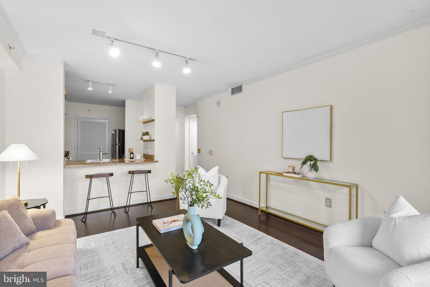 631 D ST NW #1129, WASHINGTON, District Of Columbia 20004, 1 Bedroom Bedrooms, 2 Rooms Rooms,1 BathroomBathrooms,Residential,For sale,631 D ST NW #1129,DCDC2249256 MLS # DCDC2249256