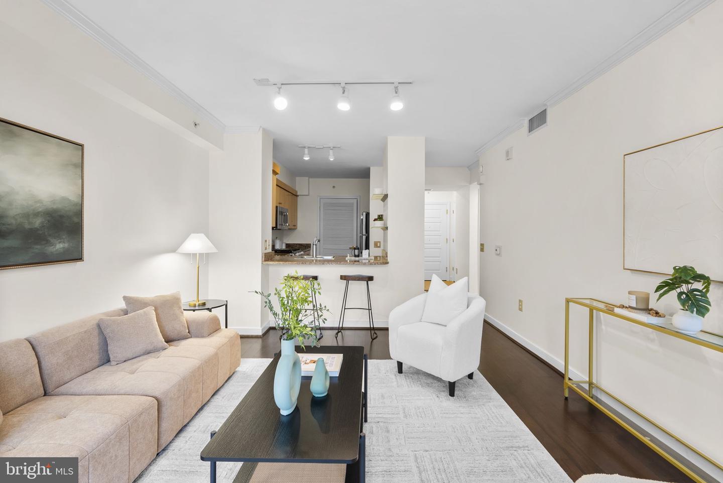 631 D ST NW #1129, WASHINGTON, District Of Columbia 20004, 1 Bedroom Bedrooms, 2 Rooms Rooms,1 BathroomBathrooms,Residential,For sale,631 D ST NW #1129,DCDC2249256 MLS # DCDC2249256