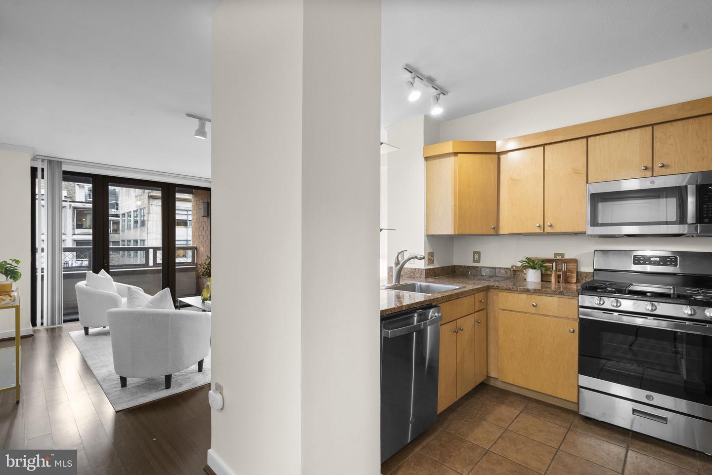 631 D ST NW #1129, WASHINGTON, District Of Columbia 20004, 1 Bedroom Bedrooms, 2 Rooms Rooms,1 BathroomBathrooms,Residential,For sale,631 D ST NW #1129,DCDC2249256 MLS # DCDC2249256