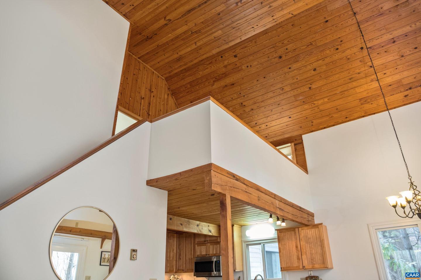 3955 TAYLORS MOUNTAIN FARM LN, CHARLOTTESVILLE, Virginia 22903, 3 Bedrooms Bedrooms, ,2 BathroomsBathrooms,Residential,For sale,3955 TAYLORS MOUNTAIN FARM LN,674037 MLS # 674037