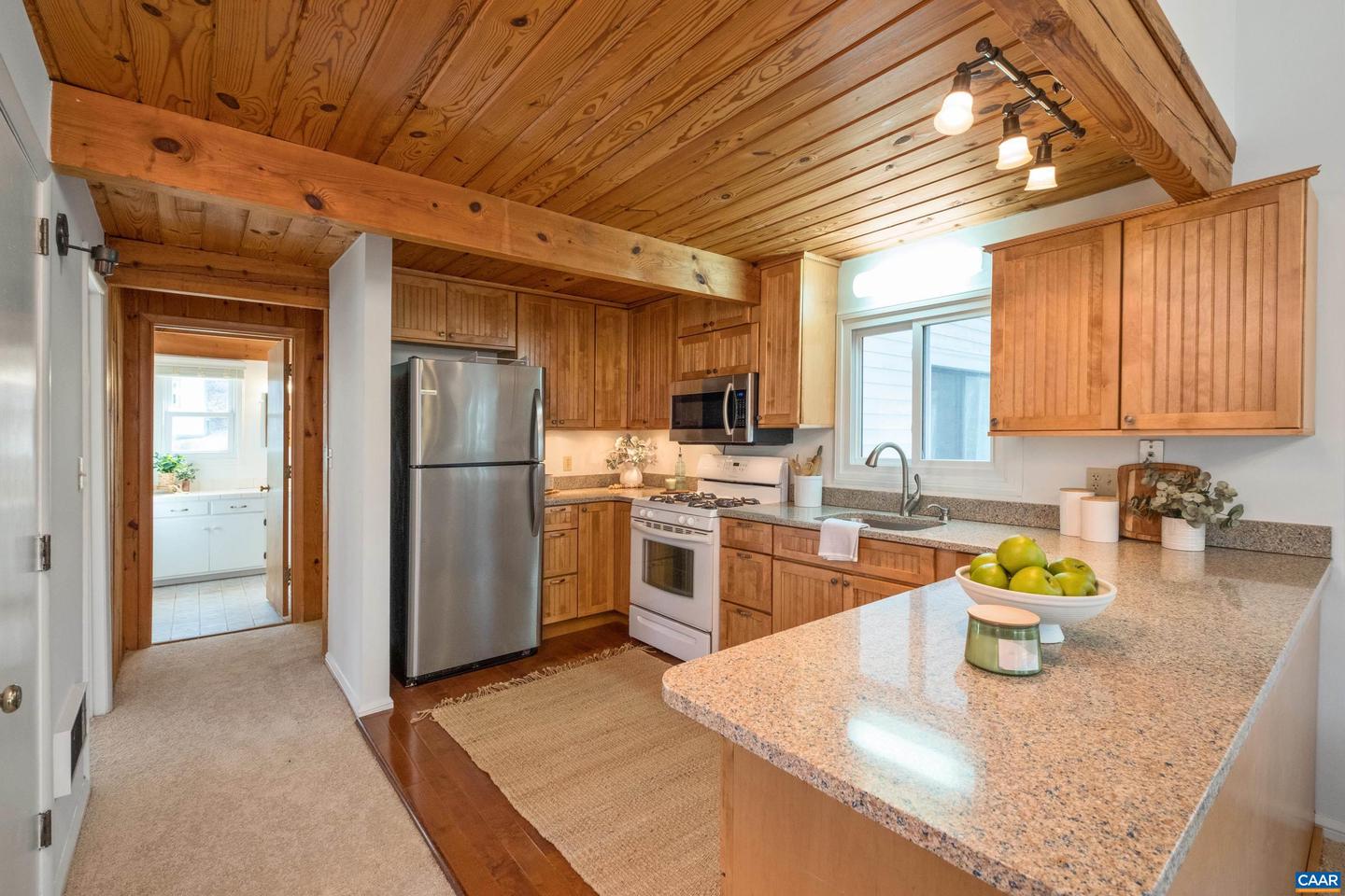 3955 TAYLORS MOUNTAIN FARM LN, CHARLOTTESVILLE, Virginia 22903, 3 Bedrooms Bedrooms, ,2 BathroomsBathrooms,Residential,For sale,3955 TAYLORS MOUNTAIN FARM LN,674037 MLS # 674037