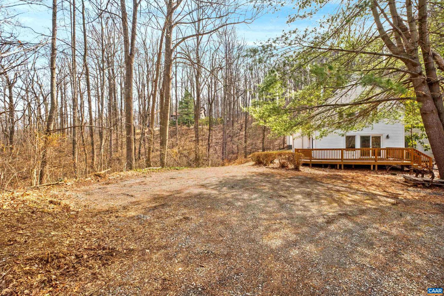 3955 TAYLORS MOUNTAIN FARM LN, CHARLOTTESVILLE, Virginia 22903, 3 Bedrooms Bedrooms, ,2 BathroomsBathrooms,Residential,For sale,3955 TAYLORS MOUNTAIN FARM LN,674037 MLS # 674037