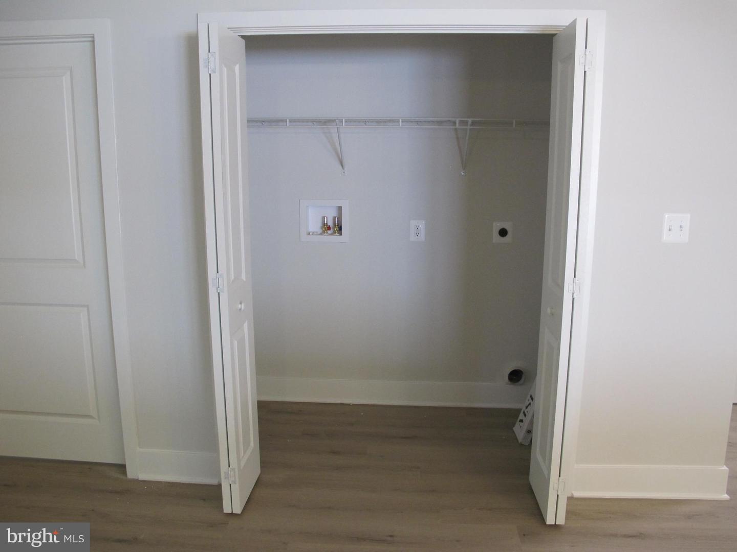 145 9TH ST, COLONIAL BEACH, Virginia 22443, 3 Bedrooms Bedrooms, ,2 BathroomsBathrooms,Residential,For sale,145 9TH ST,VAWE2010622 MLS # VAWE2010622